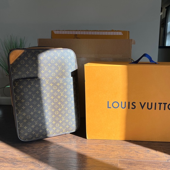 Louis Vuitton Pegase 55 suitcase carry-on - Picture 3 of 15